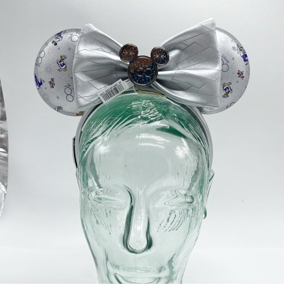 Disney100 Silver Mickey Mouse and Friends Loungefly Ear Headband Adult NEW NWT - Picture 3 of 8